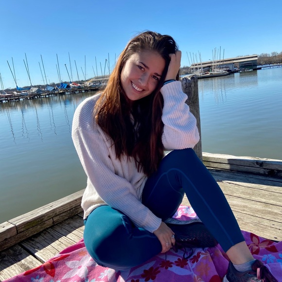 Meet your Posher, Haley - Picture 1 of 1